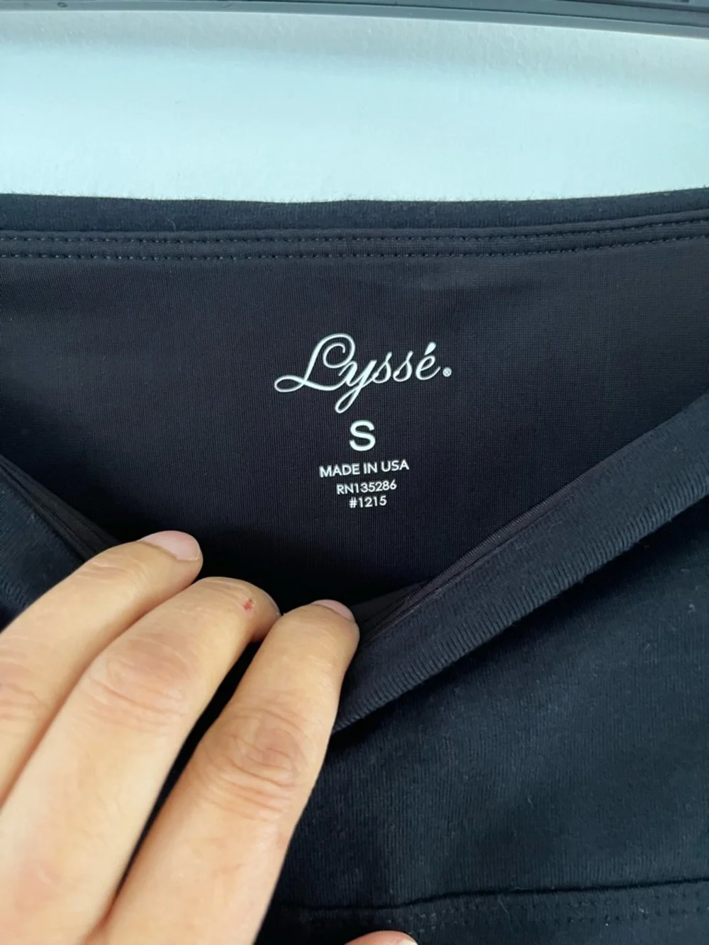 Lysse Tummy Control Capri Leggings Black Size S NWT Style 1215 - Picture 9 of 11